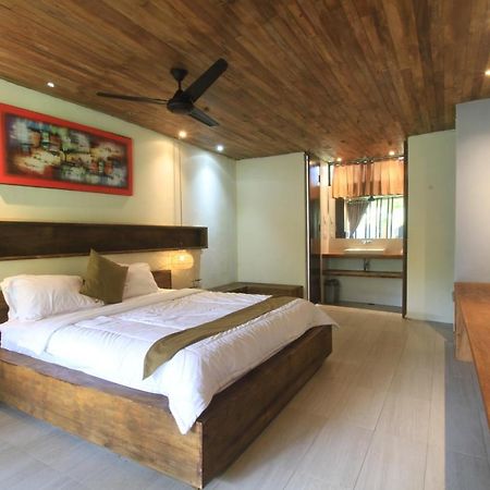 Inna'S Villa Desa Krui Экстерьер фото